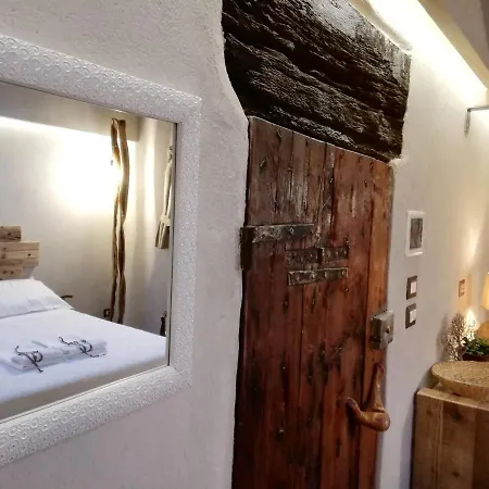 Casetta Nel Bosco Naturas Con Piscina Climatizzata Privata E Gratuita 度假居 Rossana
