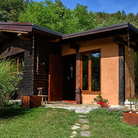度假居 Casetta Nel Bosco Naturas Con Piscina Climatizzata Privata E Gratuita Rossana